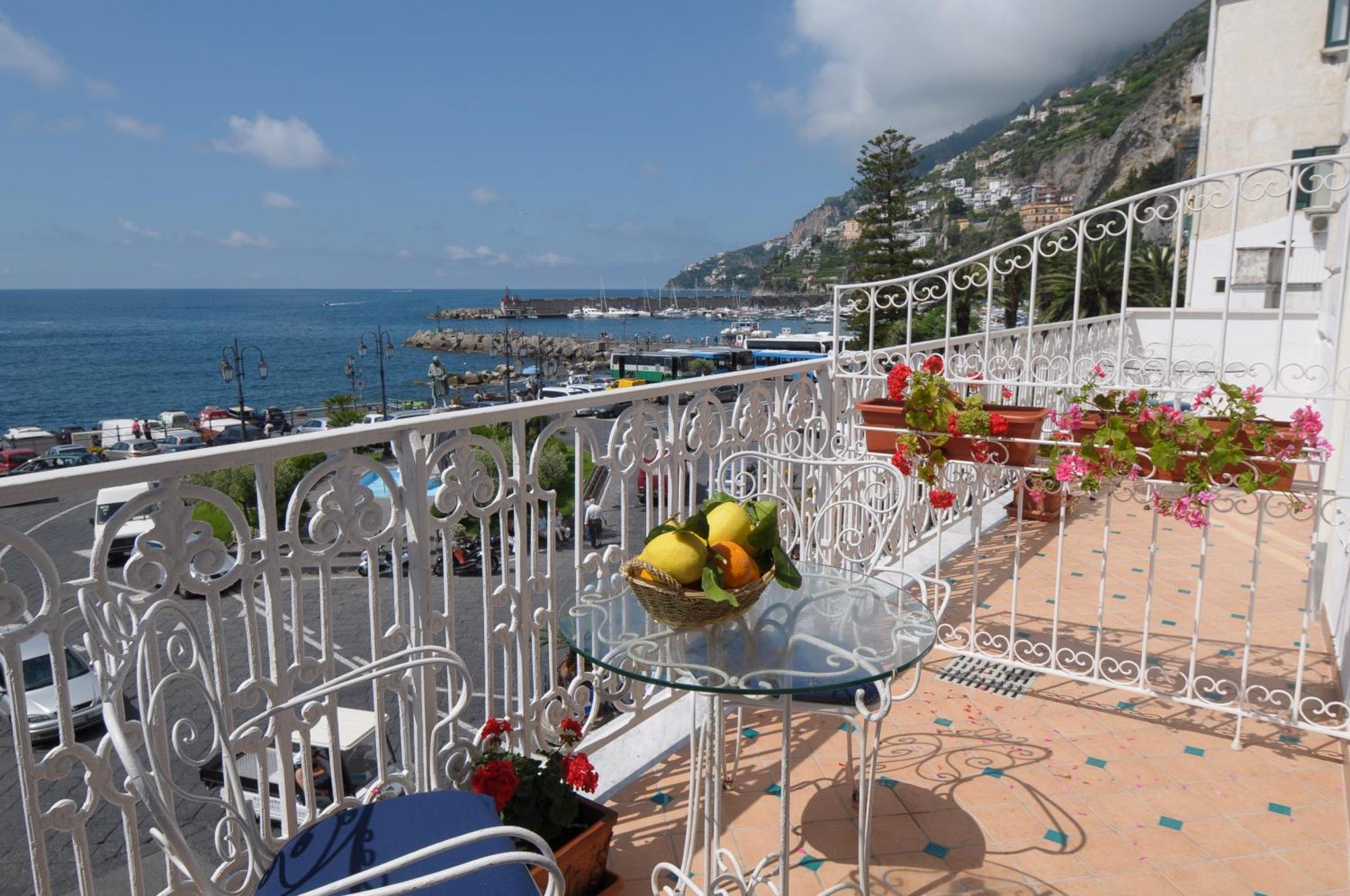 Hotel Residence Amalfi Exterior photo